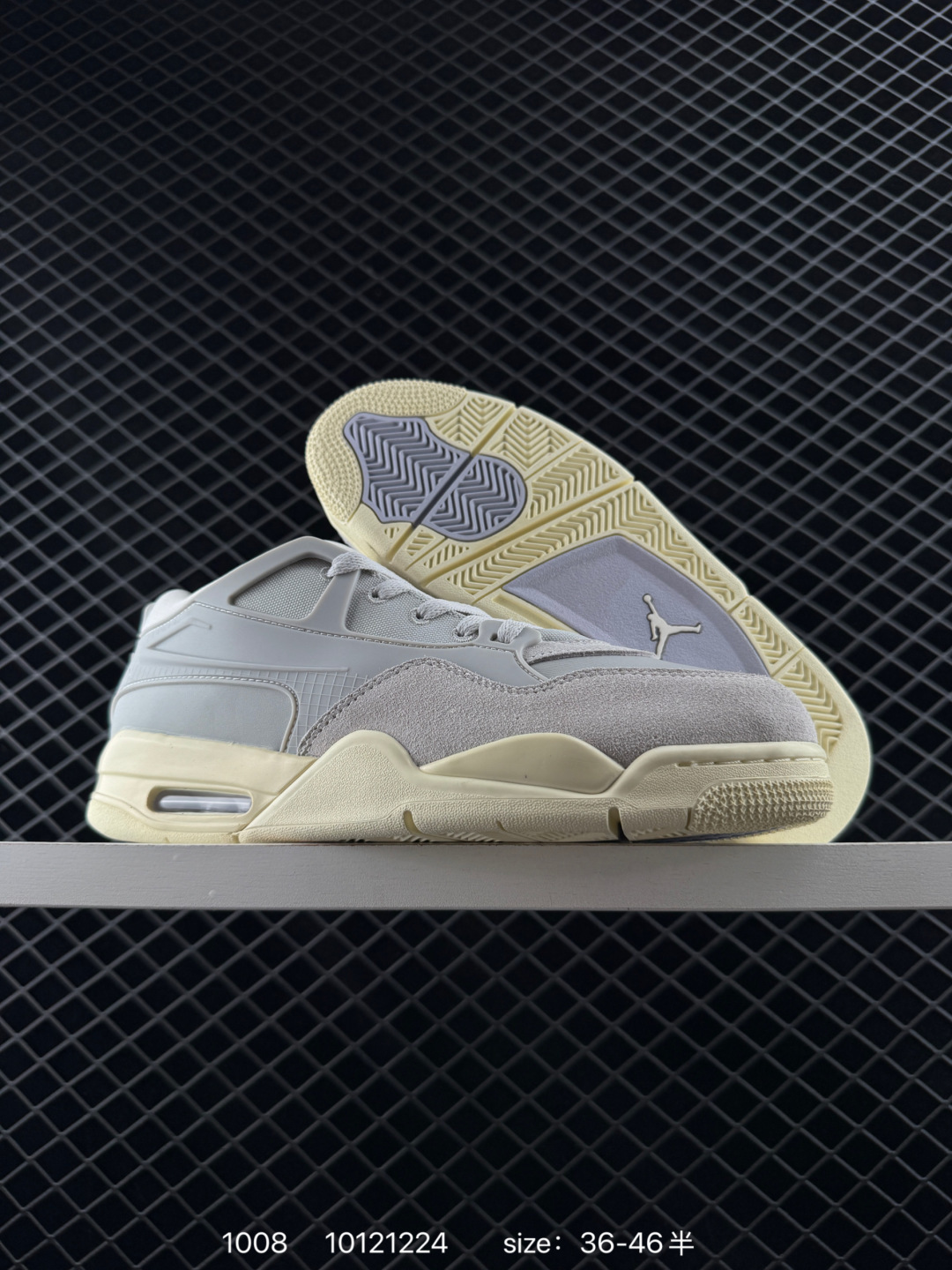 Air Jordan 4 RM ”Black Sail“